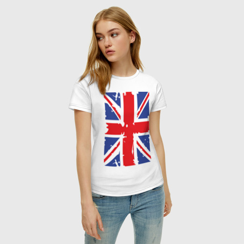 Женская футболка хлопок с принтом Британский флаг, фото на моделе #1