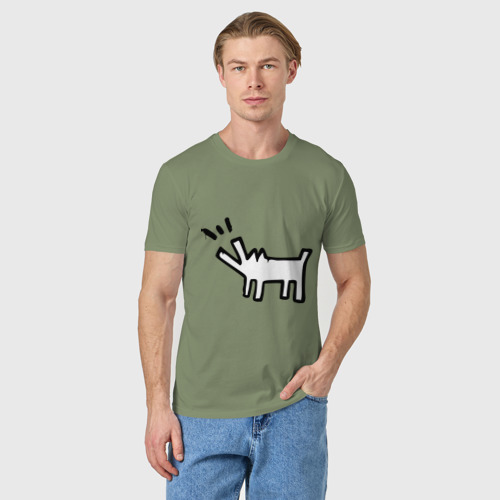 Мужская футболка хлопок с принтом Собака (Banksy), фото на моделе #1