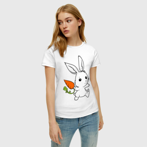 Женская футболка хлопок с принтом Зайка с морковкой, фото на моделе #1
