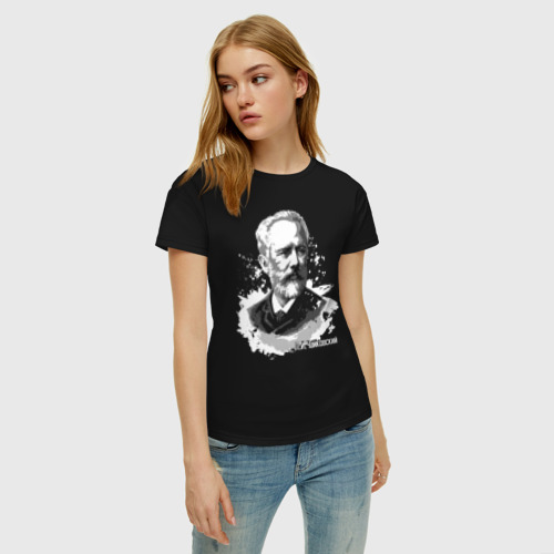 Женская футболка хлопок с принтом Чайковский, фото на моделе #1