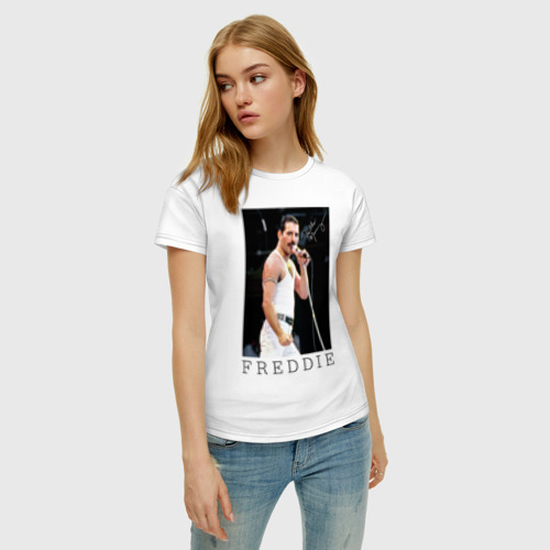 Женская футболка с принтом Freddy, фото на моделе #1
