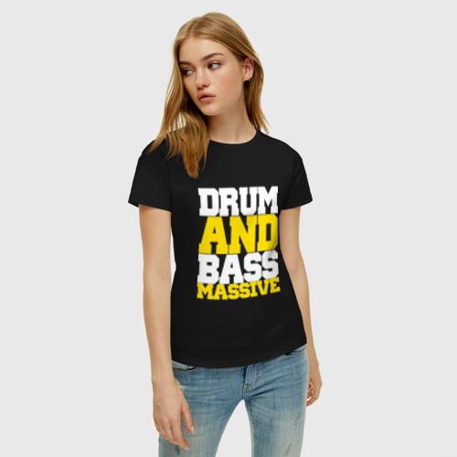 Женская футболка хлопок с принтом DRUM AND BASS MASSIVE, фото на моделе #1