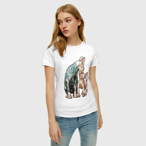 Женская футболка хлопок с принтом Кошки, фото на моделе #1