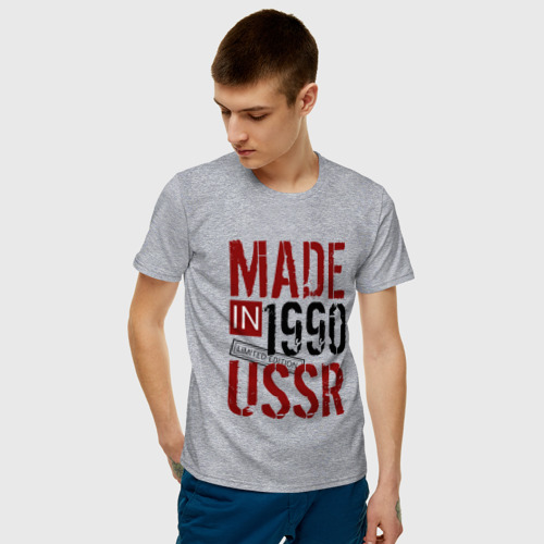 Мужская футболка с принтом Made in USSR 1990, фото на моделе #1