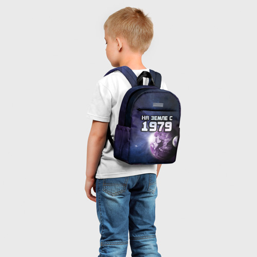 Детский рюкзак 3D с принтом На земле с 1979, фото на моделе #1
