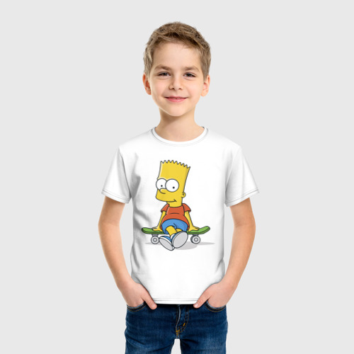 Детская футболка хлопок с принтом Барт на скейте, фото на моделе #1