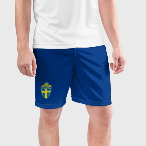 Мужские шорты спортивные с принтом Швеция домашняя форма ЧМ 2018, фото на моделе #1