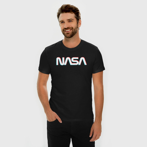 Мужская футболка хлопок Slim с принтом NASA glitch НАСА глитч, фото на моделе #1