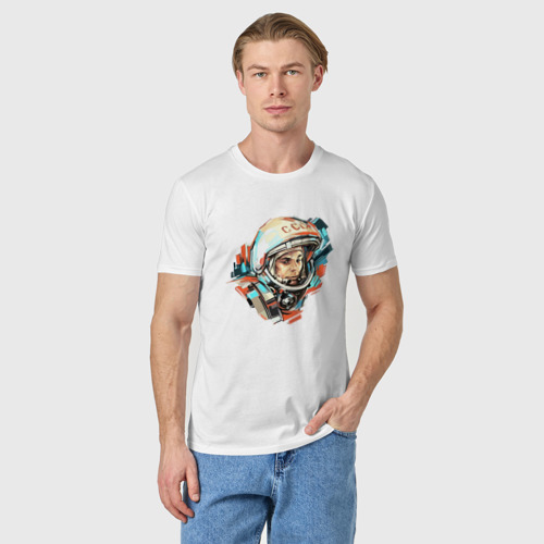 Мужская футболка хлопок с принтом Гагарин, фото на моделе #1