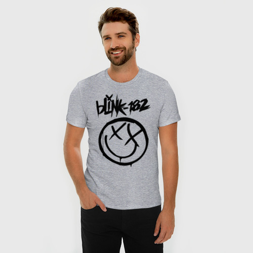 Мужская футболка хлопок Slim с принтом Blink-182, фото на моделе #1