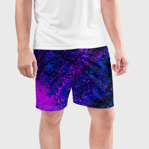 Мужские шорты спортивные с принтом Брызги краски, фото на моделе #1