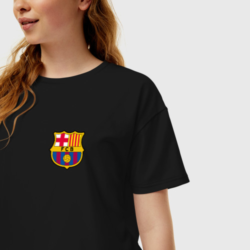Женская футболка хлопок Oversize с принтом FC Barcelona, фото на моделе #1
