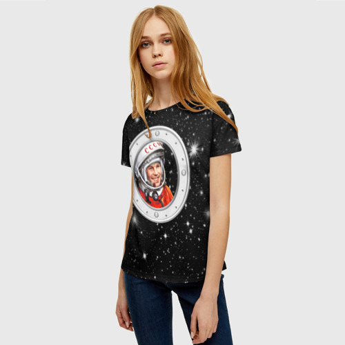 Женская футболка 3D с принтом Юрий Гагарин № 1 в космосе, фото на моделе #1