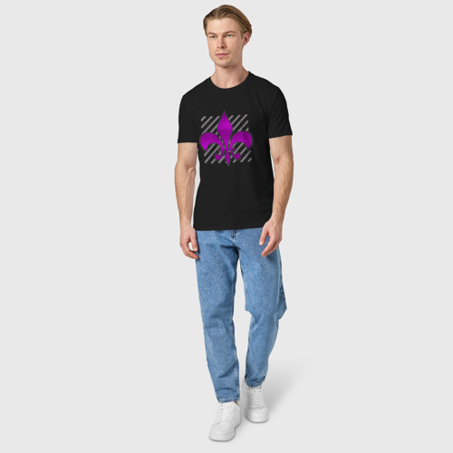 Мужская футболка хлопок с принтом Королевская геральдическая лилия, вид сбоку #3
