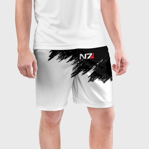 Мужские шорты спортивные с принтом MASS EFFECT N7, фото на моделе #1