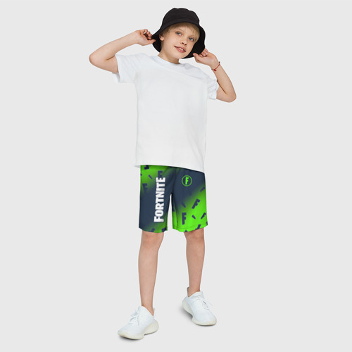 Детские спортивные шорты 3D с принтом FORTNITE / ФОРТНАЙТ, фото на моделе #1