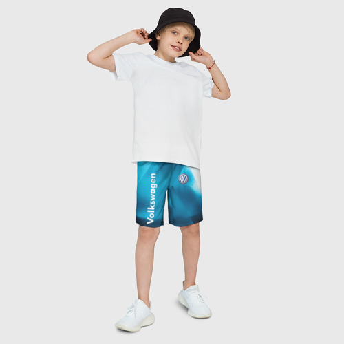 Детские спортивные шорты 3D с принтом VOLKSWAGEN, фото на моделе #1