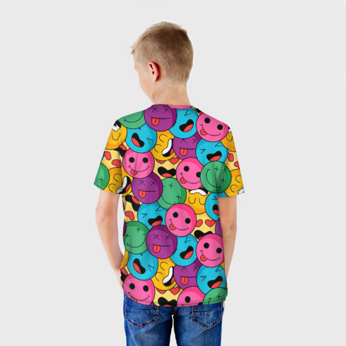 Детская футболка 3D с принтом Смайлики - паттерн, вид сзади #2