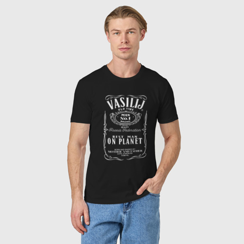 Мужская футболка хлопок с принтом Василий в стиле Джек Дэниэлс, фото на моделе #1