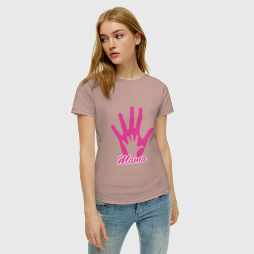 Женская футболка с принтом Мамины ручки, фото на моделе #1