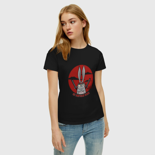 Женская футболка с принтом Не мирный воин, фото на моделе #1