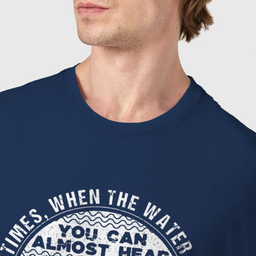Мужская футболка хлопок с принтом Иногда, когда вода спокойна, вы можете услышать, как карп смеется над вами, фото #4