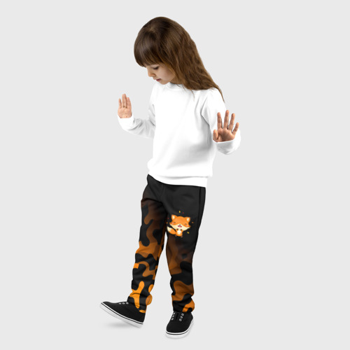 Детские брюки 3D с принтом ЛИСИЧКА - РАДУЕТСЯ - Камуфляж, фото на моделе #1
