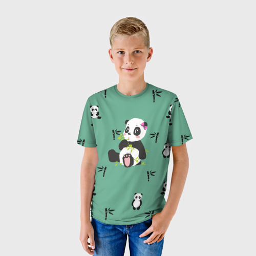 Детская футболка 3D с принтом Пандовая семья - Малышка, фото на моделе #1