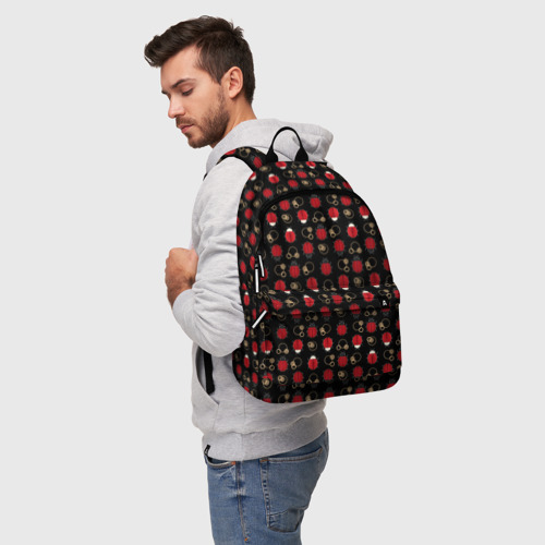 Рюкзак 3D с принтом Красные Божьи коровки на черном фоне ladybug, фото на моделе #1