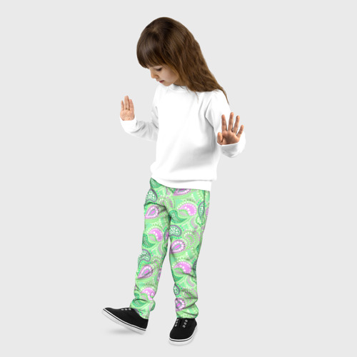 Детские брюки 3D с принтом Turkish cucumber green background, фото на моделе #1