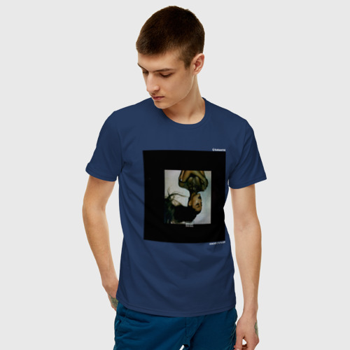 Мужская футболка с принтом SV Thank U, Next B, фото на моделе #1
