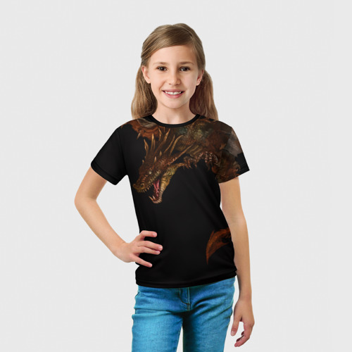 Детская футболка 3D с принтом Летящий дракон в темноте, вид сбоку #3