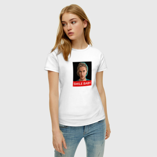Женская футболка с принтом Макс Smile baby, фото на моделе #1