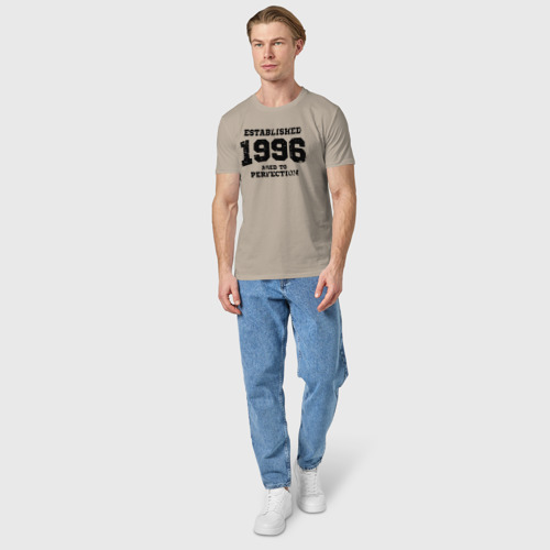 Мужская футболка хлопок с принтом Основана в 1996 году и доведена до совершенства, вид сбоку #3