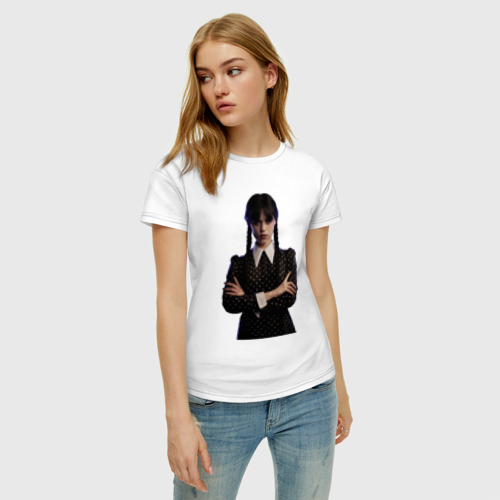 Женская футболка хлопок с принтом Уэнсдей Аддамс Netflix, фото на моделе #1