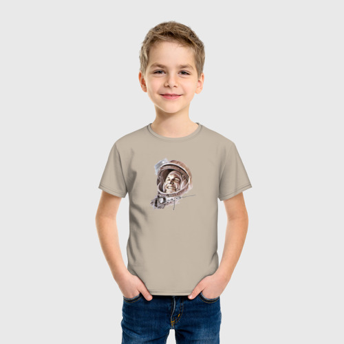 Детская футболка хлопок с принтом Юрий Гагарин с автографом, фото на моделе #1