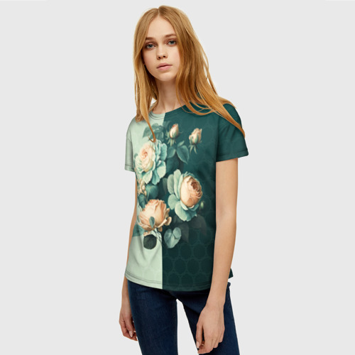 Женская футболка 3D с принтом Розы на зеленом фоне, фото на моделе #1