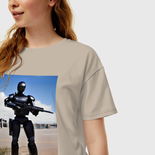 Женская футболка хлопок Oversize с принтом Робот-андроид с винтовкой, фото на моделе #1