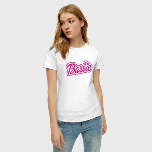 Женская футболка хлопок с принтом Фильм Барби, фото на моделе #1